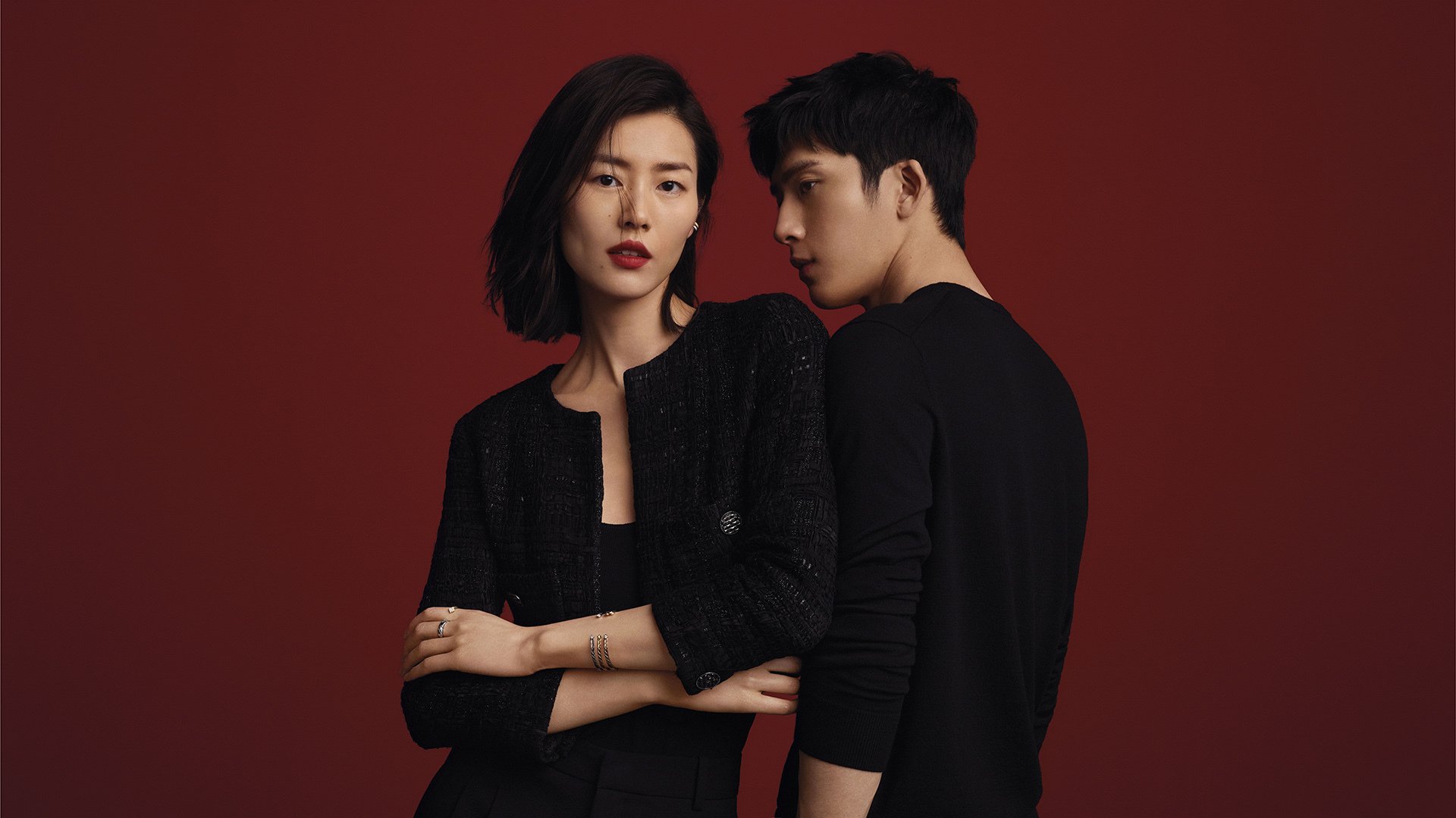 华体会网站-“简阳文体中心：篮球选手在赛场上挑战极限突破”