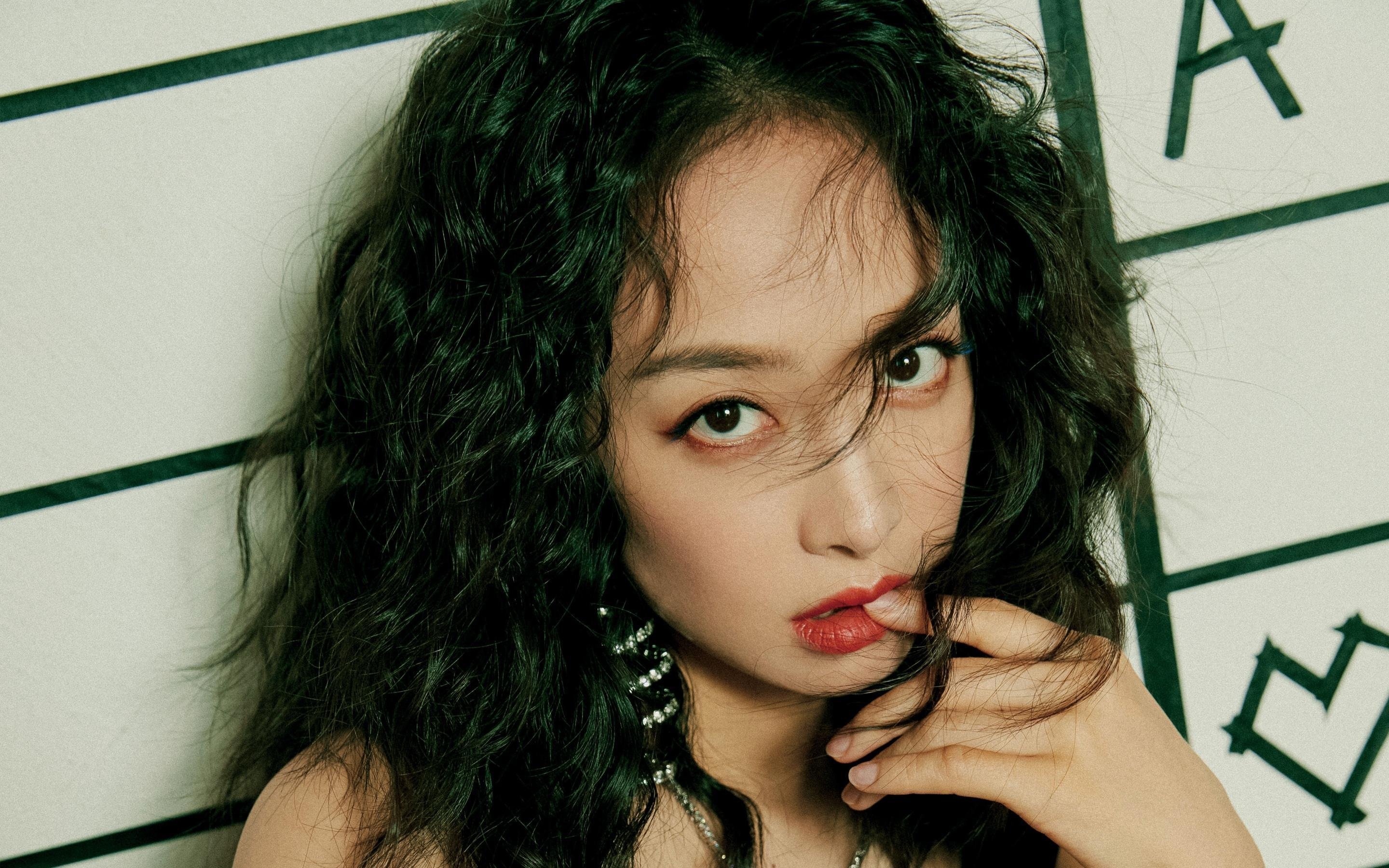 华体会在线登录-莱昂·马尔尚冲线瞬间点燃现场气氛，莱昂诺尔