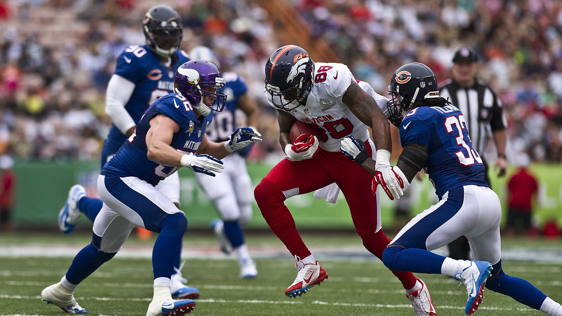 欧冠小组赛：费耶诺德0比0闷平巴黎 双方似乎都对一分满意